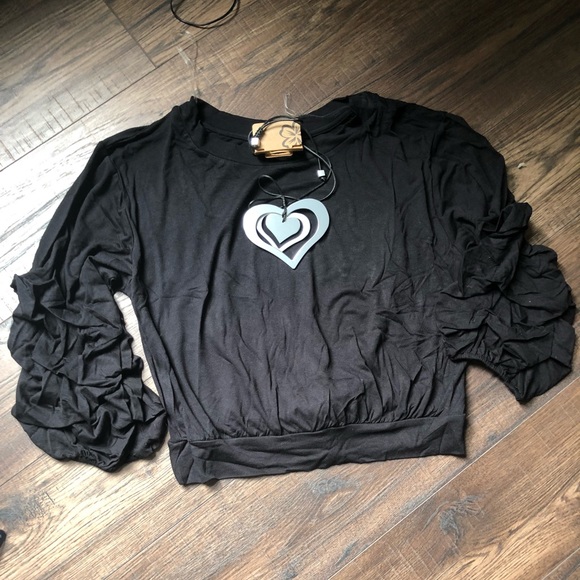 ✨LAST ONE✨Black tie back top - Picture 8 of 8